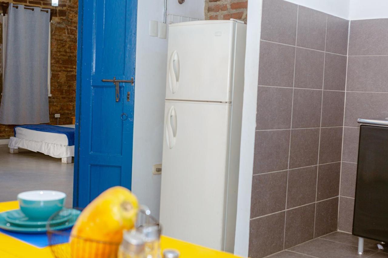 La Puerta Azul By La Puerta Hostels ซันตามาร์ตา ภายนอก รูปภาพ