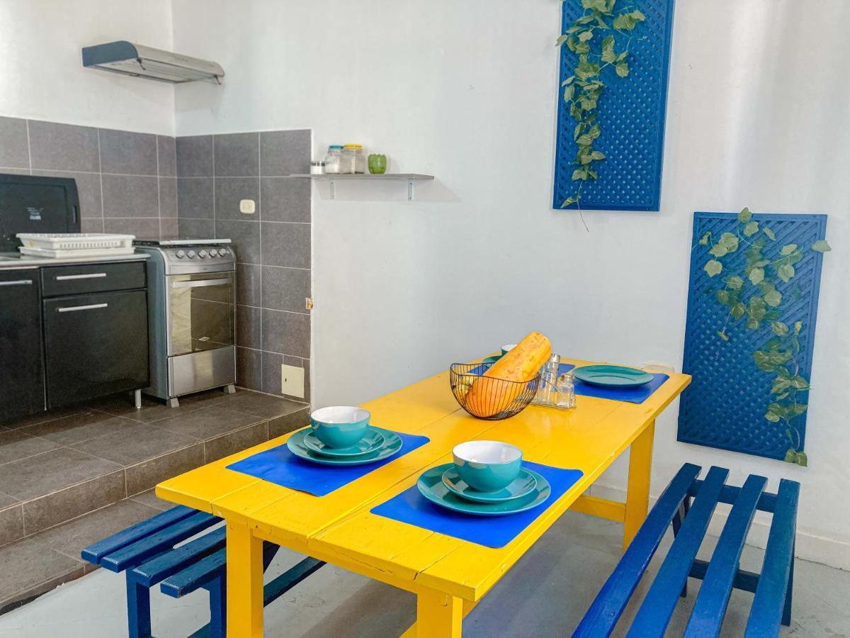 La Puerta Azul By La Puerta Hostels ซันตามาร์ตา ภายนอก รูปภาพ